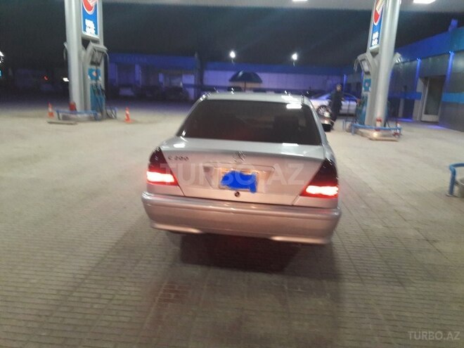 Mercedes C 200 2000, 231,000 km - 2.0 l - Bakı