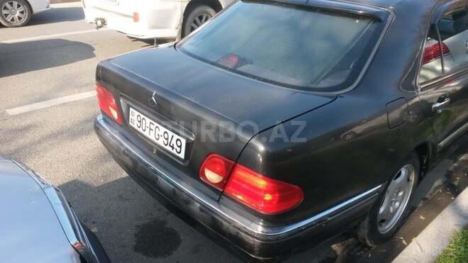 Mercedes E 220 1995, 383,000 km - 2.2 л - Ağsu