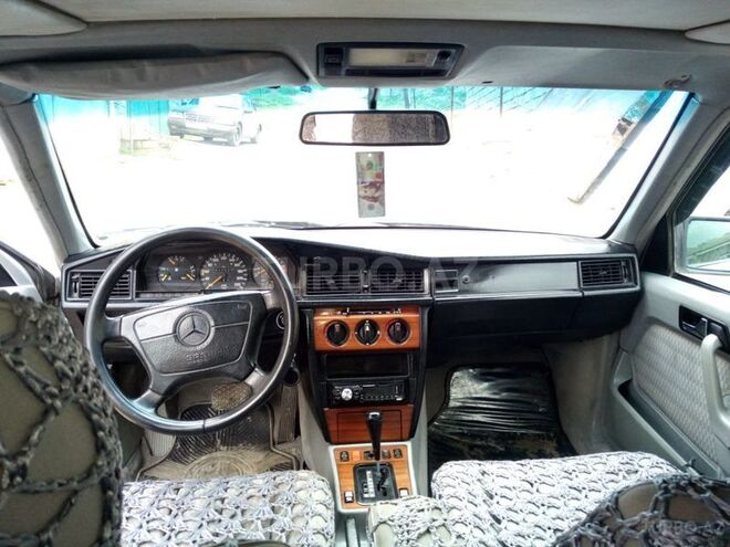 Mercedes 190 1992, 223,000 km - 2.0 l - Bakı