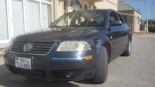 Volkswagen Passat 2003, 276,000 km - 1.8 l - Bakı