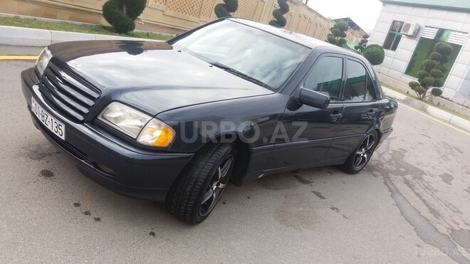 Mercedes C 230 1999, 252,000 km - 2.3 l - Quba