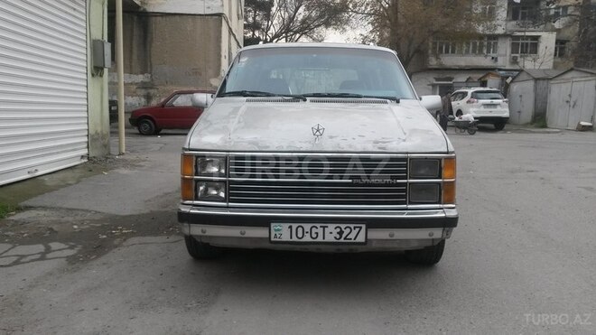 Chrysler Voyager 1987, 250,000 km - 2.4 l - Bakı