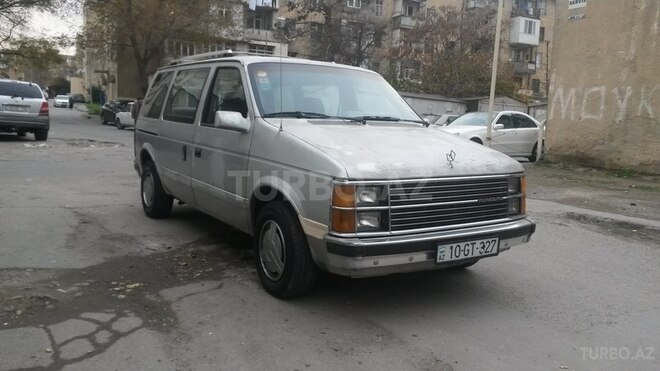 Chrysler Voyager 1987, 250,000 km - 2.4 l - Bakı