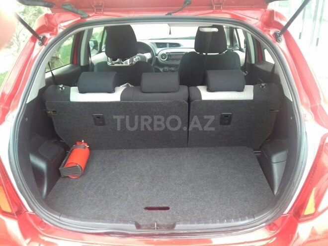 Toyota Yaris 2012, 28,300 km - 1.3 л - Bakı