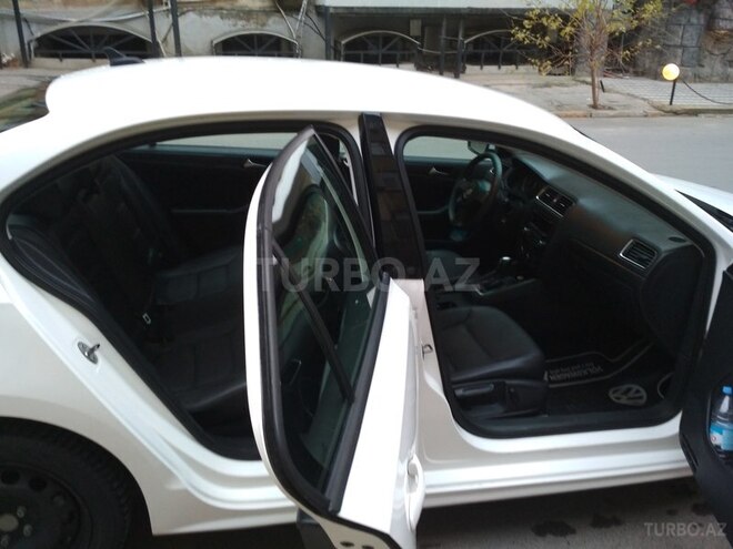 Volkswagen Jetta 2013, 90,000 km - 1.8 л - Bakı
