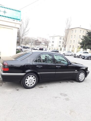 Mercedes C 180 1997, 236,000 km - 0.2 l - Bakı