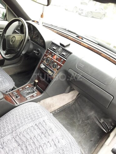 Mercedes C 180 1997, 236,000 km - 0.2 l - Bakı