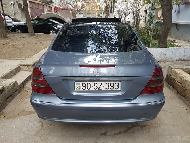 Mercedes E 270 2003, 250,000 km - 2.7 l - Bakı