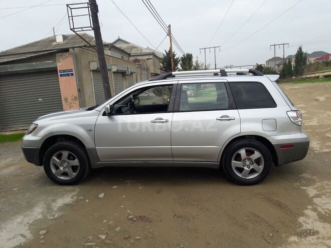 Mitsubishi Outlander 2002, 103,000 km - 2.4 л - Bakı