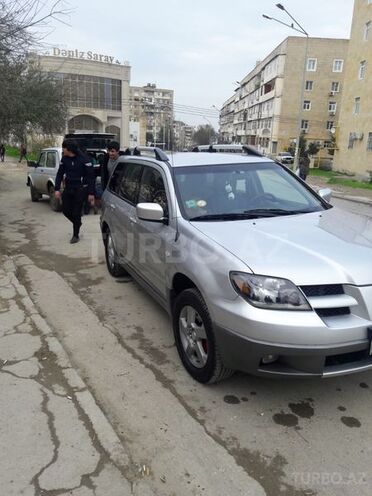 Mitsubishi Outlander 2002, 103,000 km - 2.4 л - Bakı
