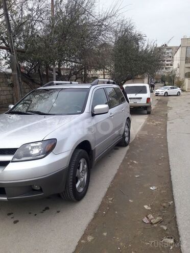 Mitsubishi Outlander 2002, 103,000 km - 2.4 л - Bakı
