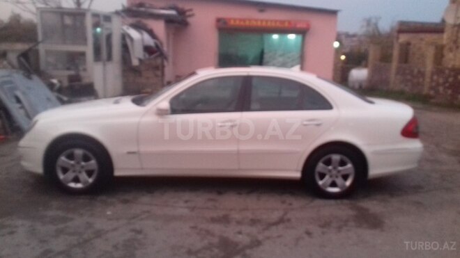 Mercedes E 220 2009, 182,000 km - 2.2 l - Bakı