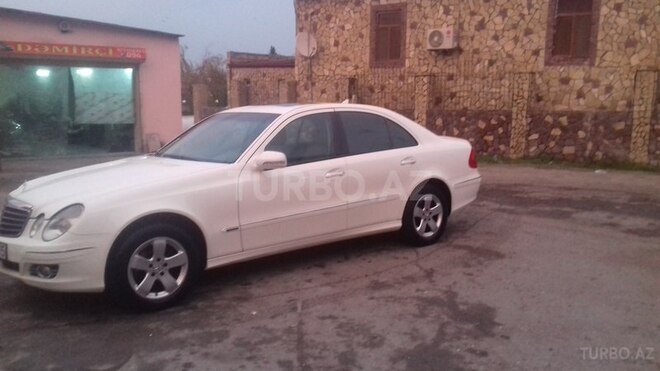 Mercedes E 220 2009, 182,000 km - 2.2 l - Bakı