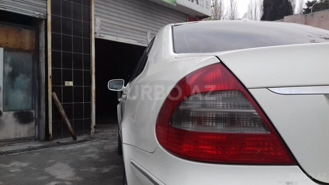 Mercedes E 220 2009, 182,000 km - 2.2 l - Bakı