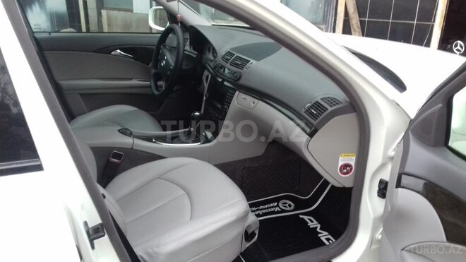 Mercedes E 220 2009, 182,000 km - 2.2 l - Bakı