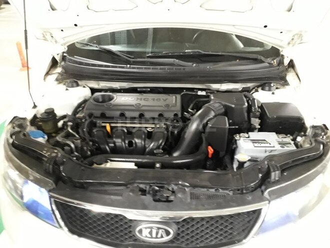 Kia Cerato 2008, 182,000 km - 2.0 л - Bakı