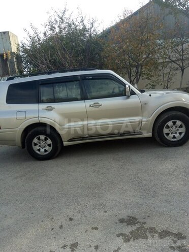 Mitsubishi Pajero 2003, 190,000 km - 0.3 l - Bakı