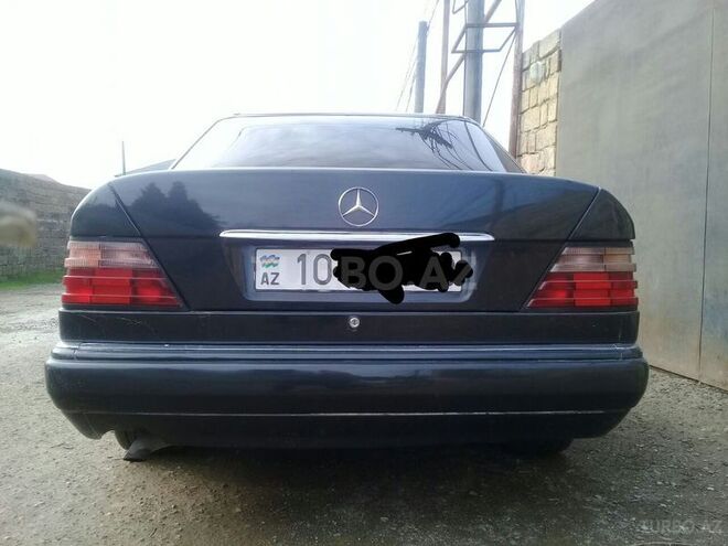 Mercedes E 220 1993, 399,912 km - 2.2 л - Bakı