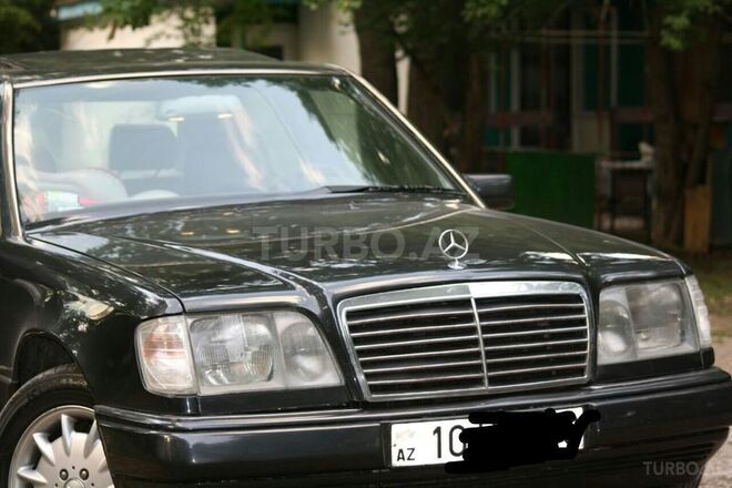 Mercedes E 220 1993, 399,912 km - 2.2 л - Bakı