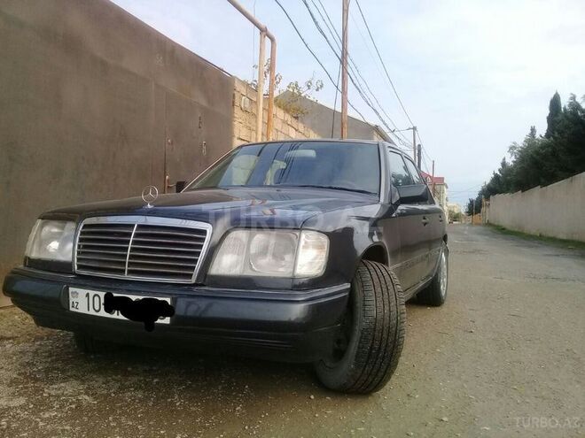 Mercedes E 220 1993, 399,912 km - 2.2 л - Bakı