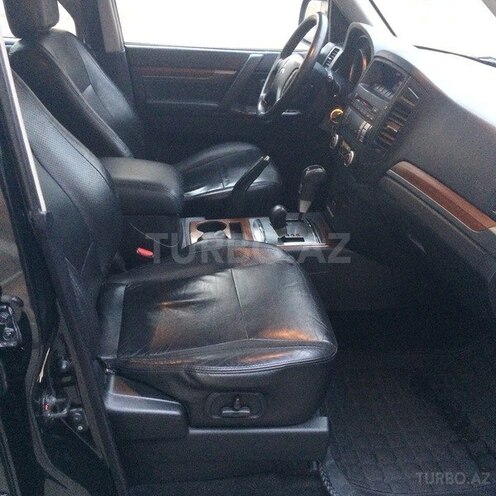 Mitsubishi Pajero 2007, 130,000 km - 3.0 l - Bakı