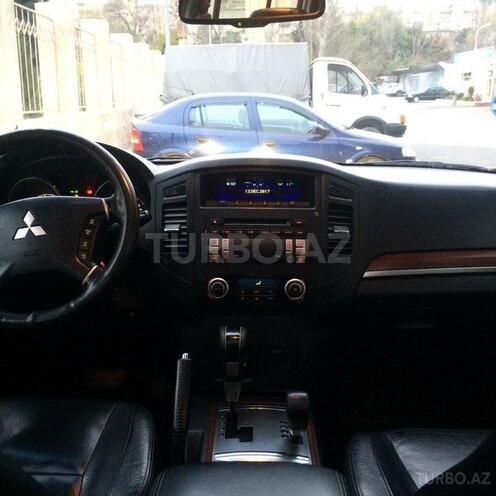 Mitsubishi Pajero 2007, 130,000 km - 3.0 l - Bakı