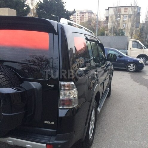 Mitsubishi Pajero 2007, 130,000 km - 3.0 l - Bakı
