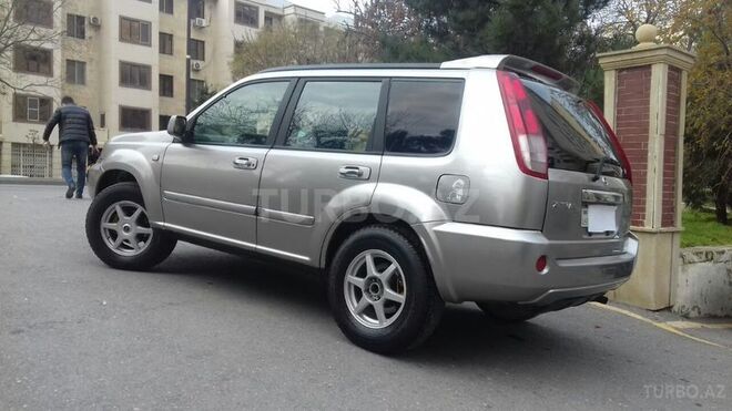 Nissan X-Trail 2004, 231,000 km - 2.0 l - Bakı