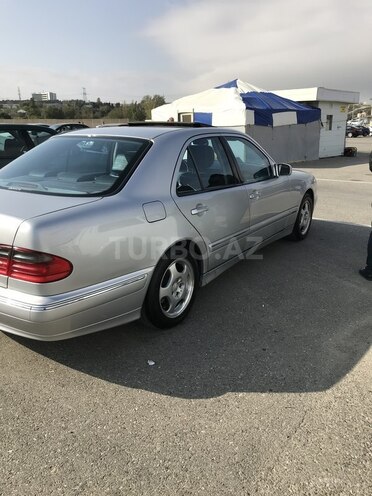 Mercedes E 240 2001, 250,000 km - 0.3 l - Bakı