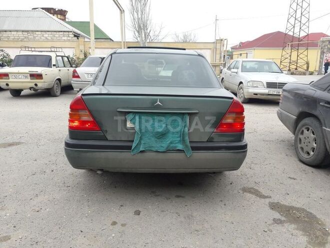 Mercedes C 180 1995, 325,000 km - 0.2 l - Bakı
