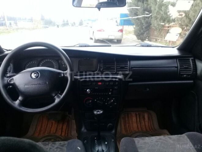 Opel Vectra 1996, 258,000 km - 1.8 l - Bakı