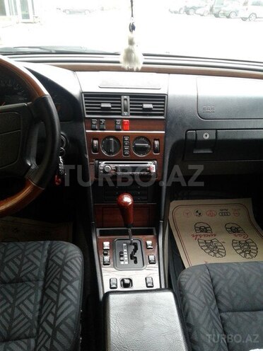 Mercedes C 180 1995, 290,000 km - 1.8 l - Bakı