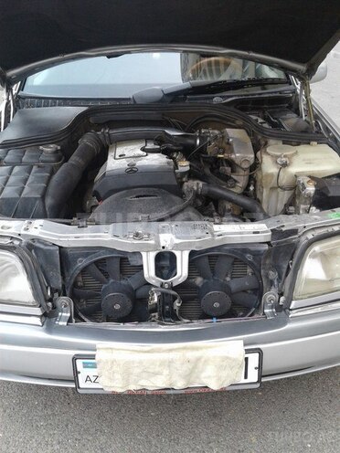 Mercedes C 180 1995, 290,000 km - 1.8 l - Bakı