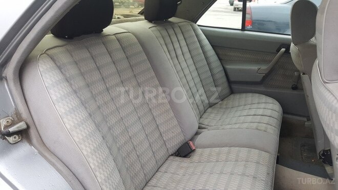 Mercedes 190 1990, 324,510 km - 2.0 л - Bakı