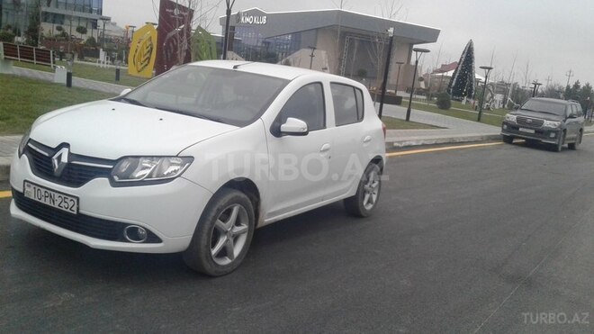 Renault Sandero 2013, 176,000 km - 1.2 l - Quba