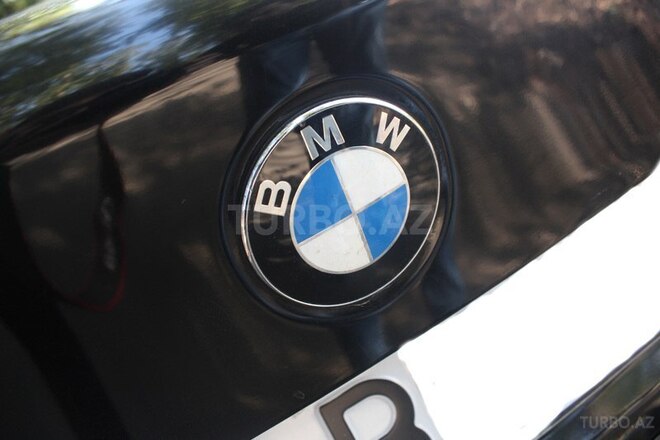 BMW 523 1998, 290,000 km - 2.5 l - Qəbələ