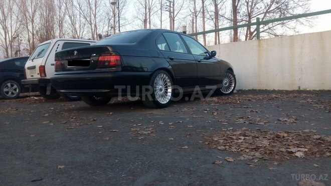 BMW 523 1998, 290,000 km - 2.5 l - Qəbələ