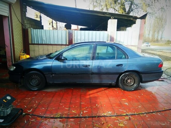 Opel Omega 1997, 186,000 km - 2.0 л - Quba