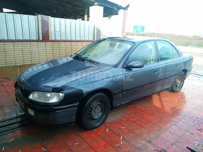 Opel Omega 1997, 186,000 km - 2.0 л - Quba