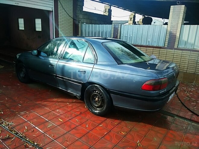 Opel Omega 1997, 186,000 km - 2.0 л - Quba