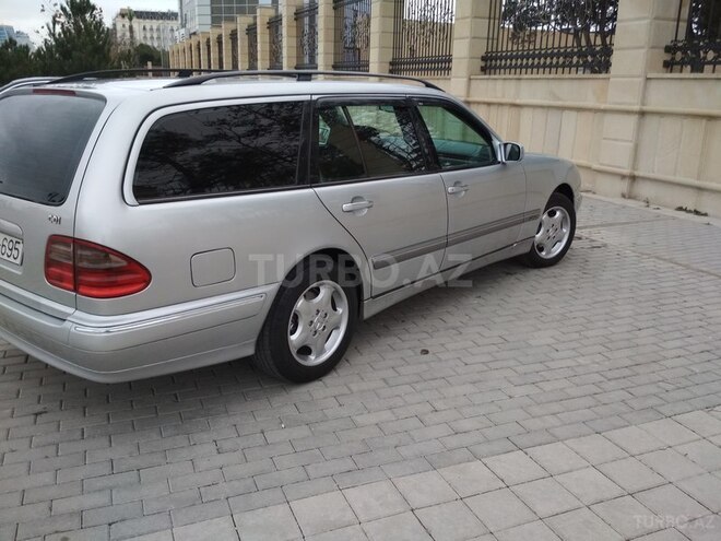 Mercedes E 220 1999, 235,000 km - 2.2 l - Bakı