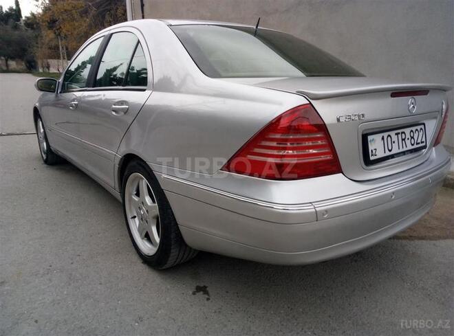 Mercedes C 320 2001, 295,000 km - 3.2 l - Bakı