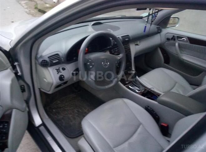 Mercedes C 320 2001, 295,000 km - 3.2 l - Bakı