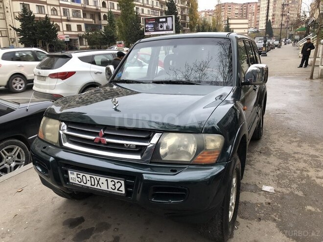 Mitsubishi Pajero 2000, 240,000 km - 3.5 л - Bakı