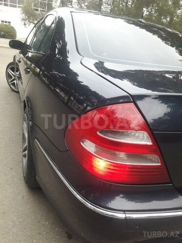 Mercedes E 320 2002, 275,000 km - 3.2 l - Sumqayıt