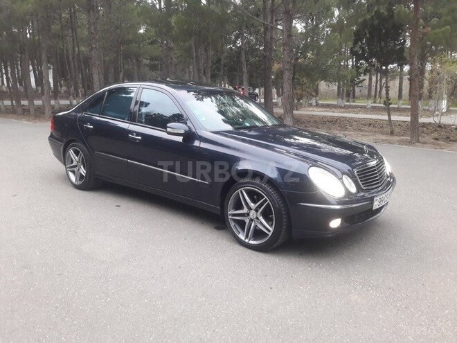Mercedes E 320 2002, 275,000 km - 3.2 l - Sumqayıt