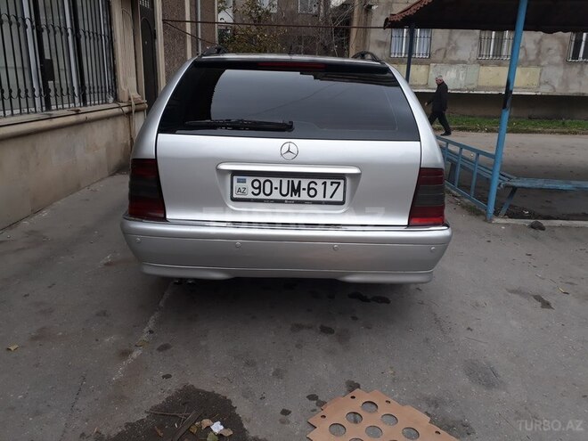 Mercedes C 220 1999, 286,500 km - 2.2 l - Bakı
