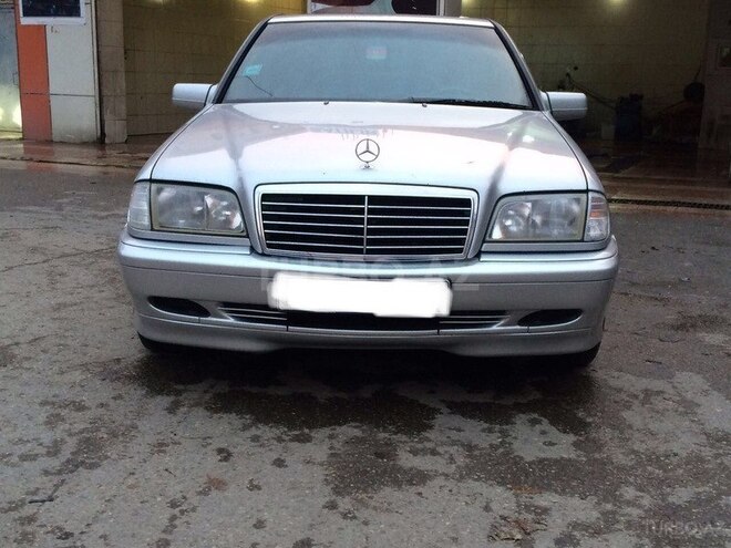 Mercedes C 240 1997, 281,000 km - 2.4 л - Bakı