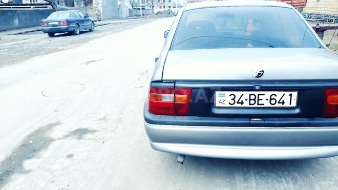 Opel Vectra 1995, 298,465 km - 2.0 l - Qax