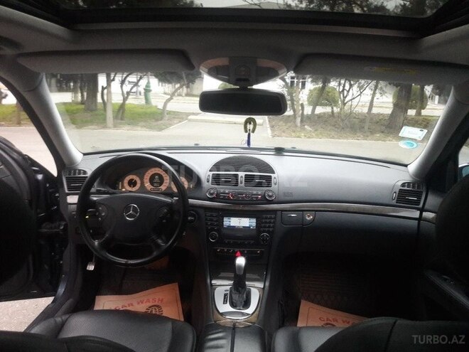 Mercedes E 320 2002, 245,000 km - 3.2 l - Bakı